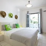 Fenix Hotel 4*