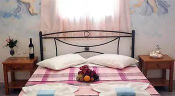 Hotel Fenix Perissa (Santorini)